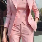 conjunto blanco rosado
